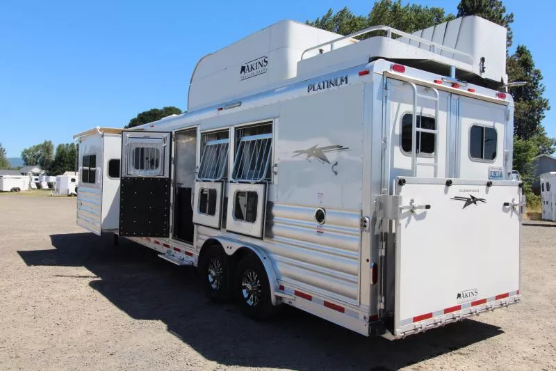 used Horse Trailers Platinum Coach  for sale, in Woodland, WA Thumbnail 22