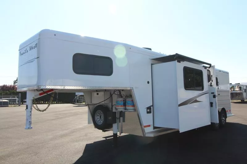  2026 Trails West Sierra 8x13 Living Quarters - Slide Out - SOLAR - 3 Horse Trailer