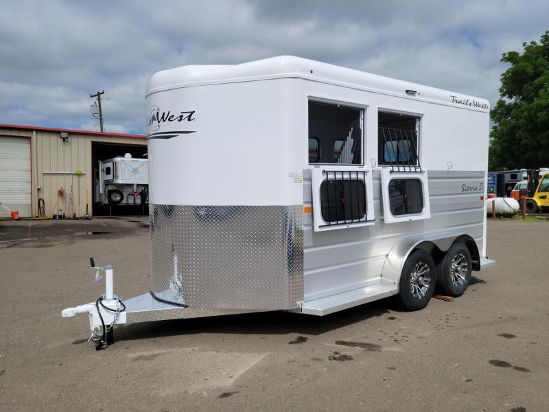 2024 Trails West Sierra II Horse Trailer Warmblood Height & Stalls