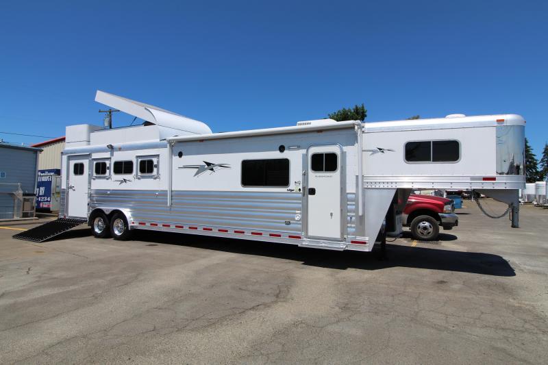 2020 Platinum Coach 4 Horse Trailer w/ 13'8'' Outlaw Living Quarter Side Load-Hay Pod-Generator-Stunning Interior-Preliminary Photos 2020 Platinum Coach 4 Horse Trailer w/ 13'8'' Outlaw Living Quarter Side Load-Hay Pod-Generator-Stunning Interior-Preliminary Photos