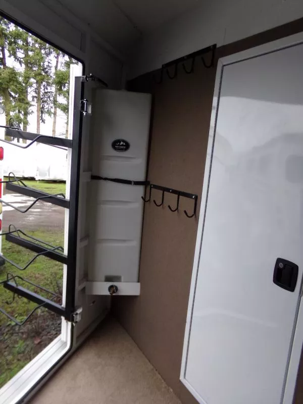 used Horse Trailers Trails West Manufacturing  for sale, in Albany, OR Thumbnail 15