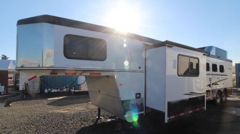 2016 TRAILS WEST SIERRA 13X13 3 HORSE TRAILER LIVING QUARTERS WITH SLIDE OUT - Side Tack 2016 TRAILS WEST SIERRA 13X13 3 HORSE TRAILER LIVING QUARTERS WITH SLIDE OUT - Side Tack