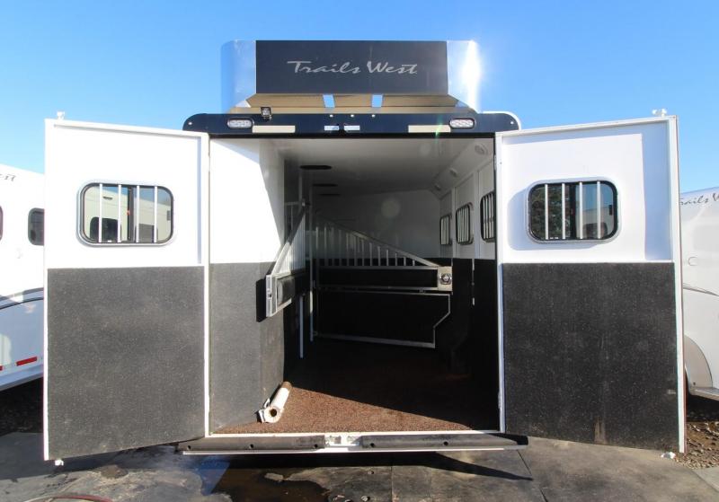 2016 TRAILS WEST SIERRA 13X13 3 HORSE TRAILER LIVING QUARTERS WITH