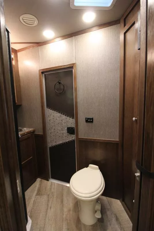 new Horse Trailers SMC Horse Trailers  for sale, in Woodland, WA Thumbnail 17