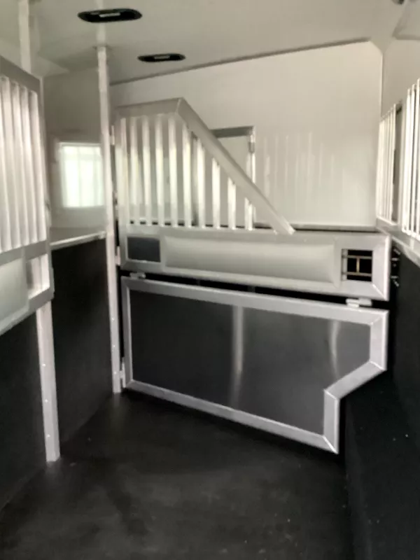 new Horse Trailers SMC Horse Trailers  for sale, in Albany, OR Thumbnail 28