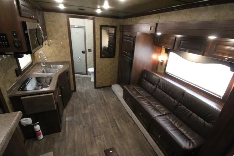 used Horse Trailers Exiss Trailers  for sale, in Woodland, WA Thumbnail 4