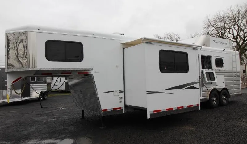 2019 Trails West Sierra 11x15 w/ Slide out 3 Horse Trailer