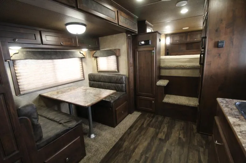 used Horse Trailers Merhow Trailers  for sale, in Woodland, WA Thumbnail 5