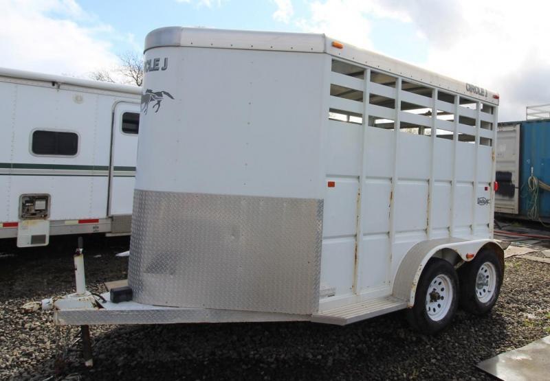 2012 Circle J 12' Livestock Trailer 2012 Circle J 12' Livestock Trailer