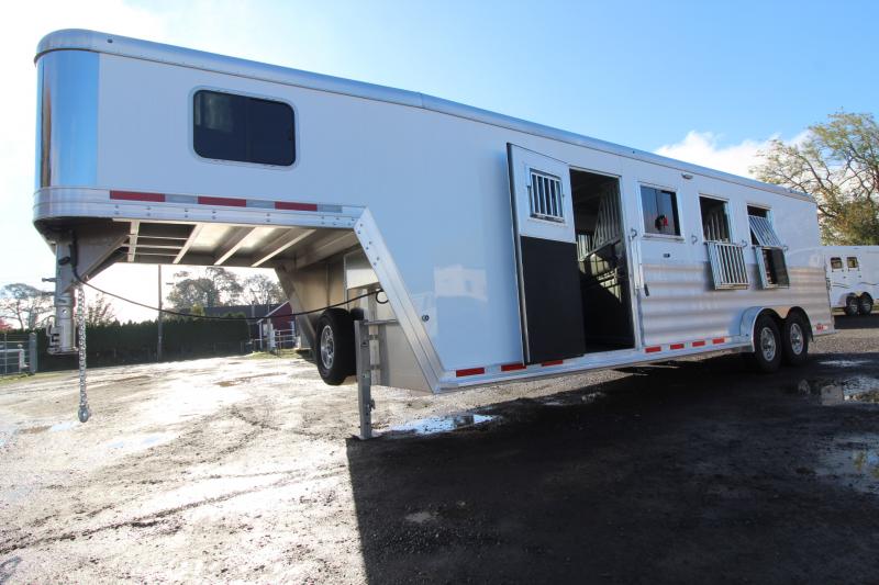new Horse Trailers Featherlite  for sale, in Woodland, WA Thumbnail 2