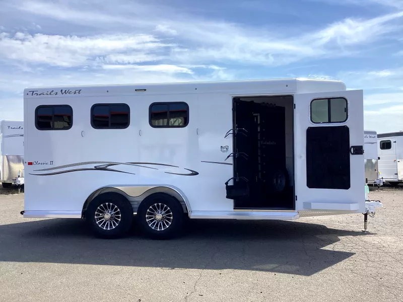 2026 Trails West Classic II 3 Horse Trailer