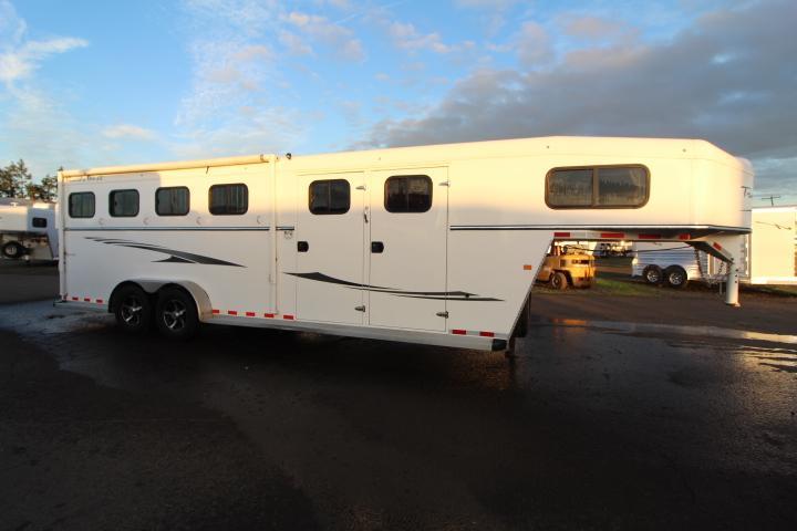 2014 Trails West Sierra 5x5 Comfort Pckg w/ Cameras. Loaded Horse Trailer 2014 Trails West Sierra 5x5 Comfort Pckg w/ Cameras. Loaded Horse Trailer