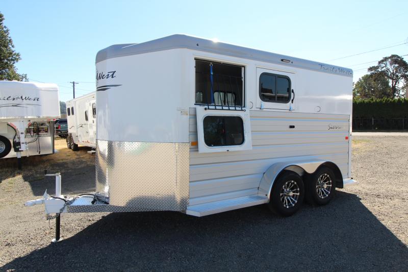 2023 LIKE NEW Trails West Sierra II - Lined & Insulated - Aluminum Skin 2 Horse Trailer 2023 LIKE NEW Trails West Sierra II - Lined & Insulated - Aluminum Skin 2 Horse Trailer