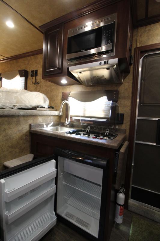 2023 Exiss Trailers Escape 7308 Horse Trailer Horse Trailers For Sale