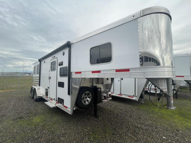 2022 Exiss Escape 7 Slide Escape Door Stud 310 3 Horse Living