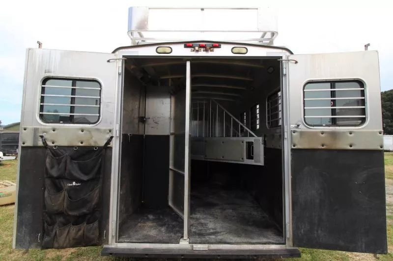 used Horse Trailers Classic Manufacturing  for sale, in Woodland, WA Thumbnail 20