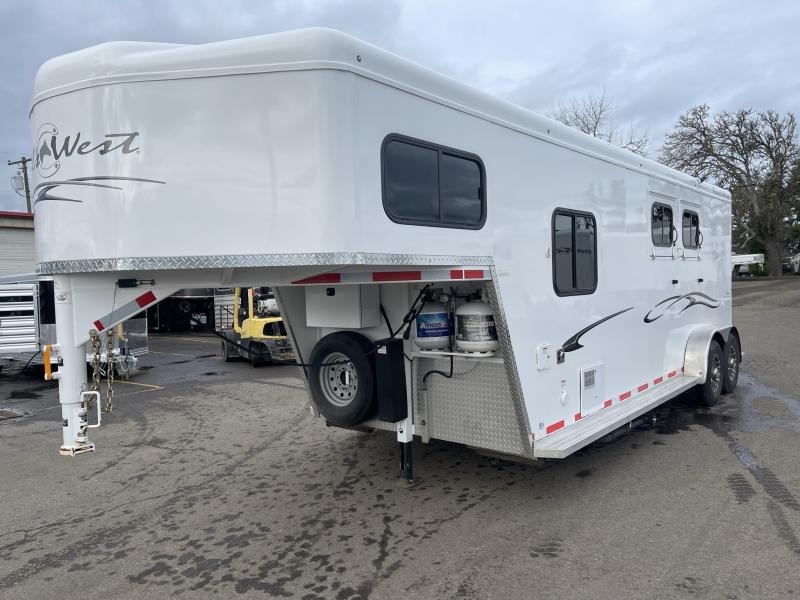 2020 Trails West Classic 7x7 Weekender 2H LQ - 7' Wide - 7' Tall - 7' Shortwall - Easy Care Floor - Side Tack - Toilet/Shower Combo - Awning 2020 Trails West Classic 7x7 Weekender 2H LQ - 7' Wide - 7' Tall - 7' Shortwall - Easy Care Floor - Side Tack - Toilet/Shower Combo - Awning