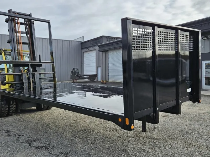 used Flat Decks CM Truck Beds  for sale, in White City, OR Thumbnail 5