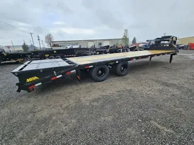 2026 Big Tex Trailers 22GN-25D5A-MRBK