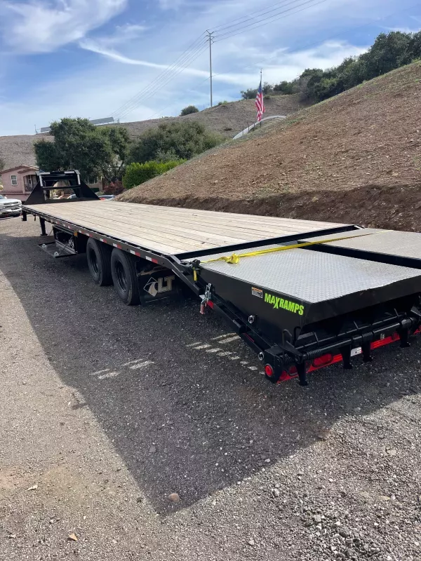 new Equipment / Flatbed Trailers Load Trail  for sale, in Thousand Oaks, CA Thumbnail 4