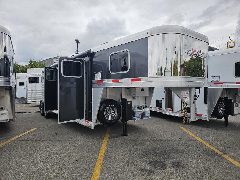2024 Exiss Trailers 2HLQ7211GNLQMT Horse Trailer Lances Trailer