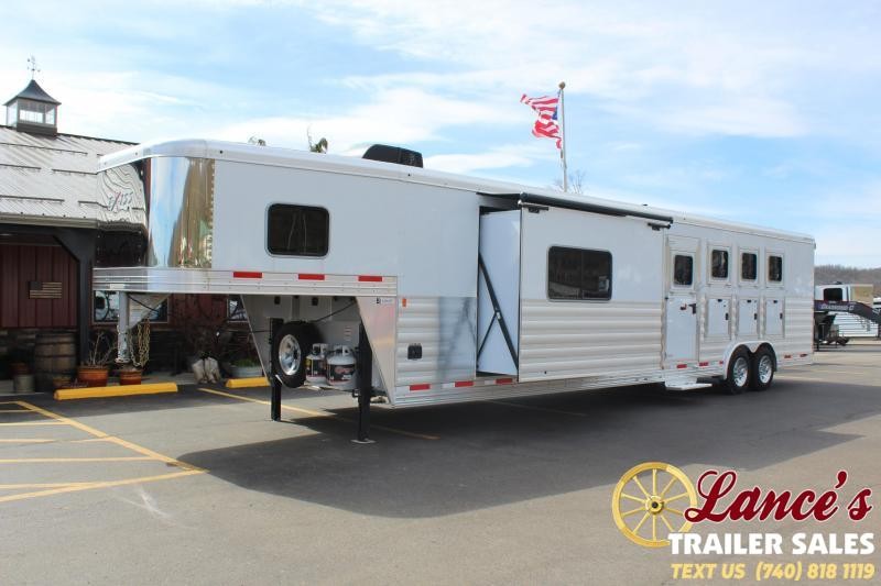 2020 Exiss Endeavor 4 Horse w/ Slide Living Quarters 2020 Exiss Endeavor 4 Horse w/ Slide Living Quarters