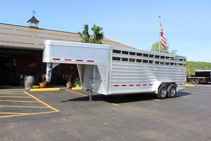 2020 Featherlite 20' (7'W) Livestock Trailer 2020 Featherlite 20' (7'W) Livestock Trailer
