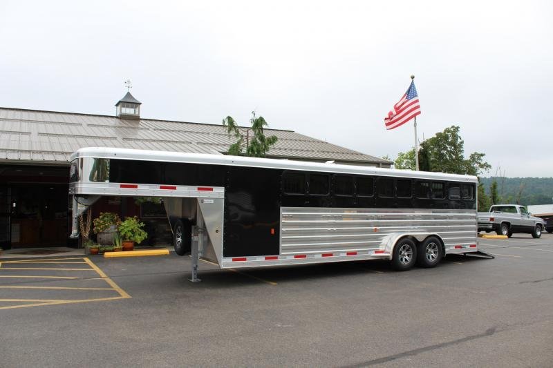 2022 Exiss 24' Low Pro Pen Livestock Trailer 2022 Exiss 24' Low Pro Pen Livestock Trailer