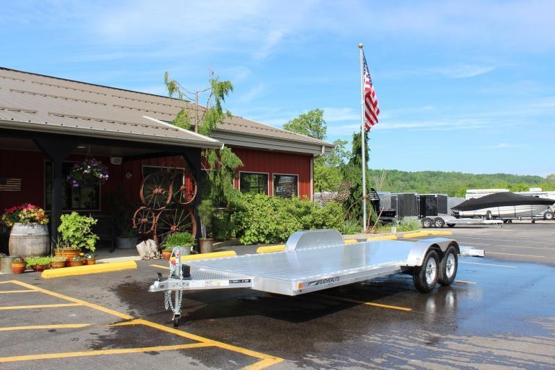 **DEMO**2022 Featherlite 20' Open Car Hauler **DEMO**2022 Featherlite 20' Open Car Hauler