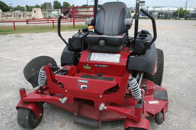 2018 Ferris Mowers IS3200Z Lawn Mowers 2018 Ferris Mowers IS3200Z Lawn Mowers