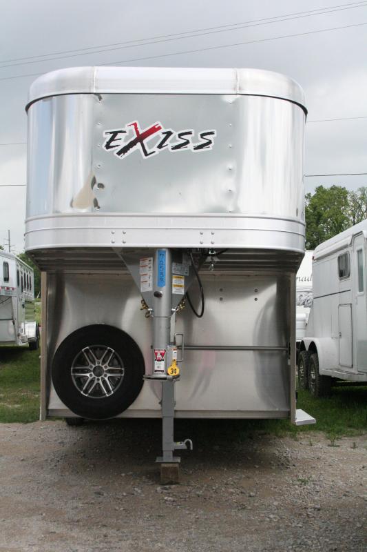 2019 Exiss Trailers 7300 GN Horse Trailer 2019 Exiss Trailers 7300 GN Horse Trailer