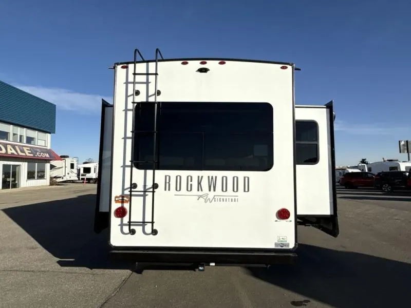 2023 Forest River rockwood 8337rl