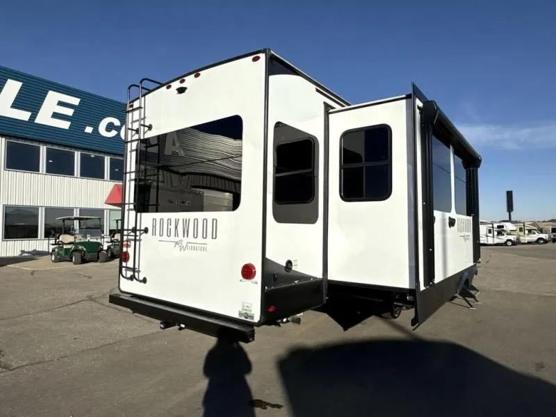 2023 Forest River rockwood 8337rl