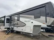 used Fifth Wheel Trailers Forest River  for sale, in Balzac, AB Thumbnail 3