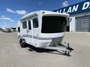 2019 Intech RV Horizon  
