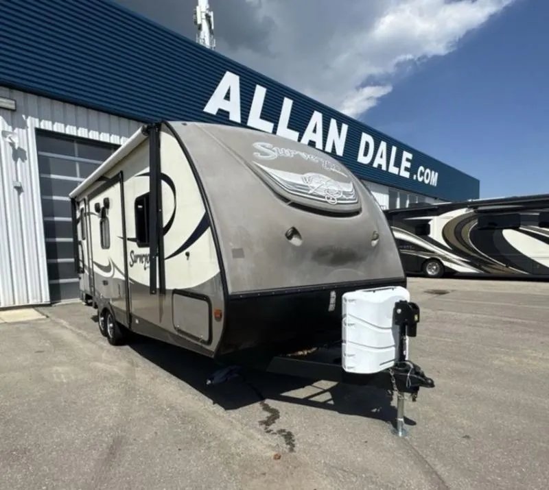 2016 Forest River surveyor 226rbds