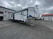 used Fifth Wheel Trailers Forest River  for sale, in Balzac, AB Thumbnail 3