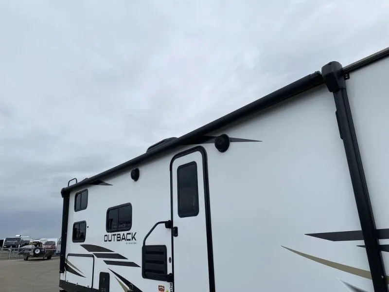 Trailer Image