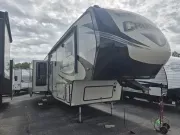 used Travel Trailers Crusader  for sale, in Rhinelander, WI Thumbnail 2