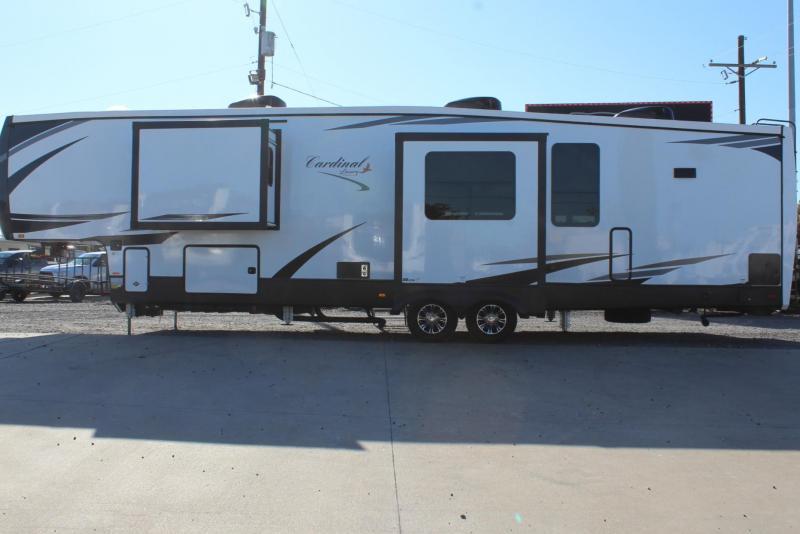 2021 Forest River Cardinal Luxury 390FBX 43 ' Fifth Wheel RV 2021 Forest River Cardinal Luxury 390FBX 43 ' Fifth Wheel RV