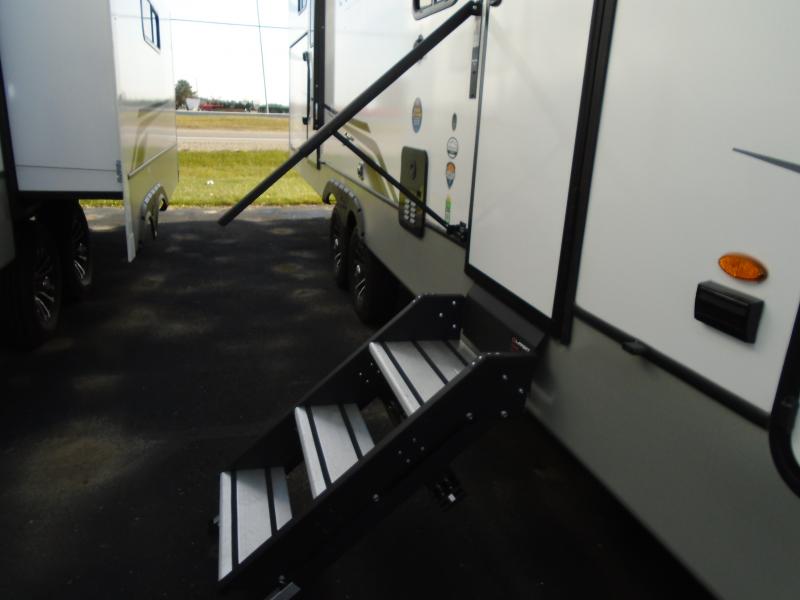 new Fifth Wheel Trailers Keystone RV Cougar Half-Ton for sale, in Marlette, MI Thumbnail 3