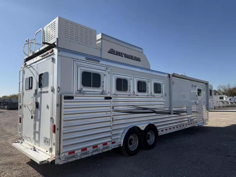 used Horse Trailers Elite Trailers  for sale, in Stephenville, TX Thumbnail 6