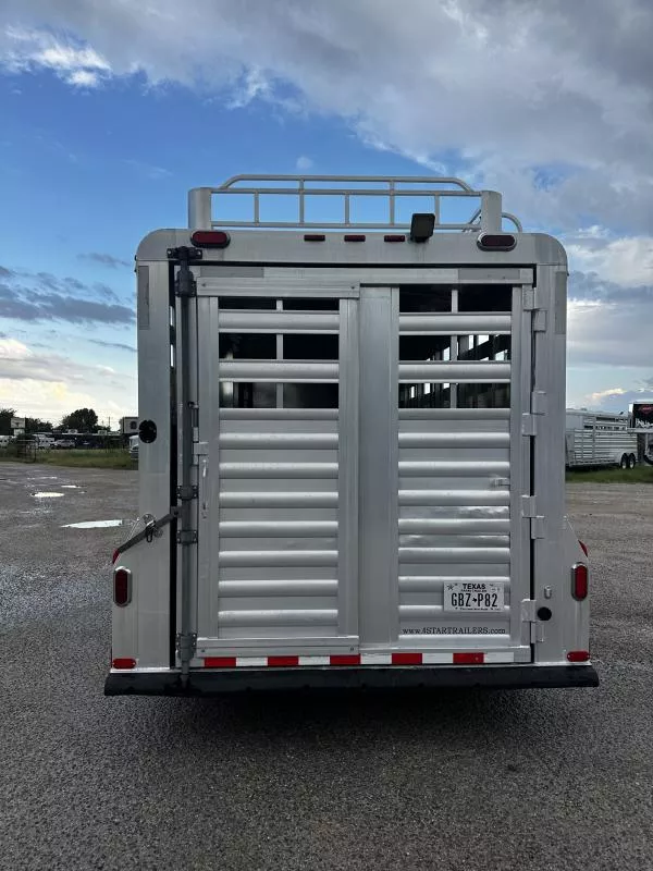 used Horse Trailers 4-Star Trailers  for sale, in Stephenville, TX Thumbnail 3