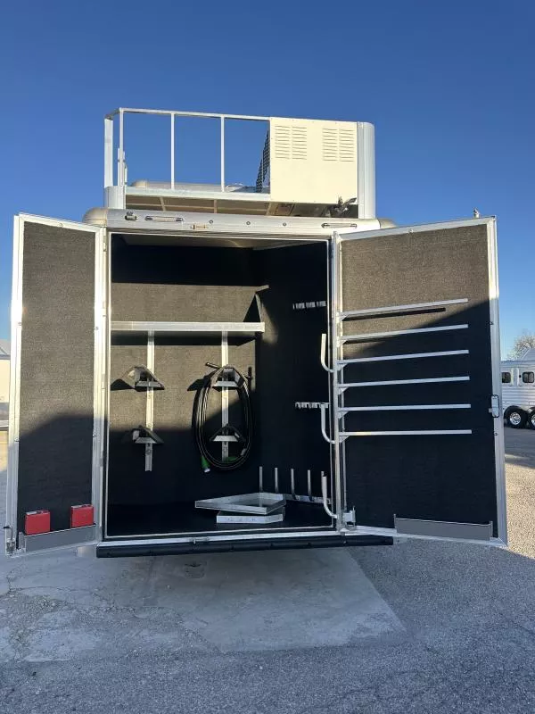 used Horse Trailers Hart Trailers  for sale, in Stephenville, TX Thumbnail 4