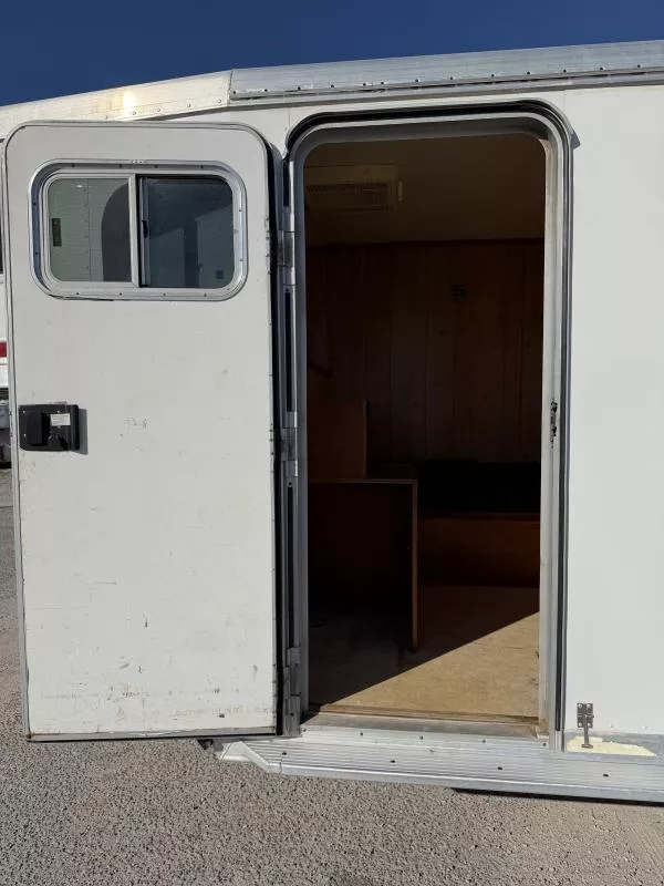 used Horse Trailers Featherlite  for sale, in Stephenville, TX Thumbnail 13