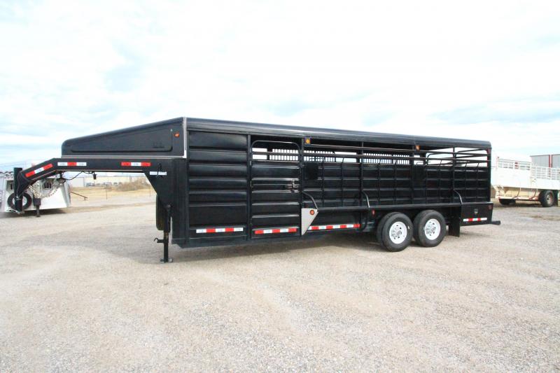 2016 GR Trailers Stock Horse Trailer 2016 GR Trailers Stock Horse Trailer