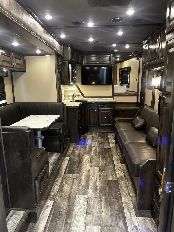 used Horse Trailers Bloomer  for sale, in Stephenville, TX Thumbnail 37