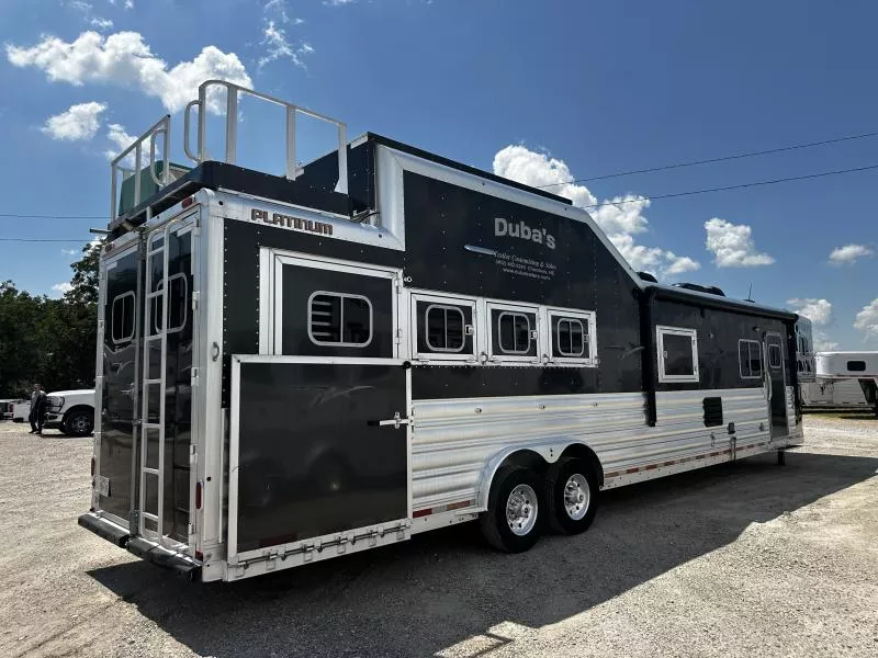used Horse Trailers Platinum Coach  for sale, in Stephenville, TX Thumbnail 7