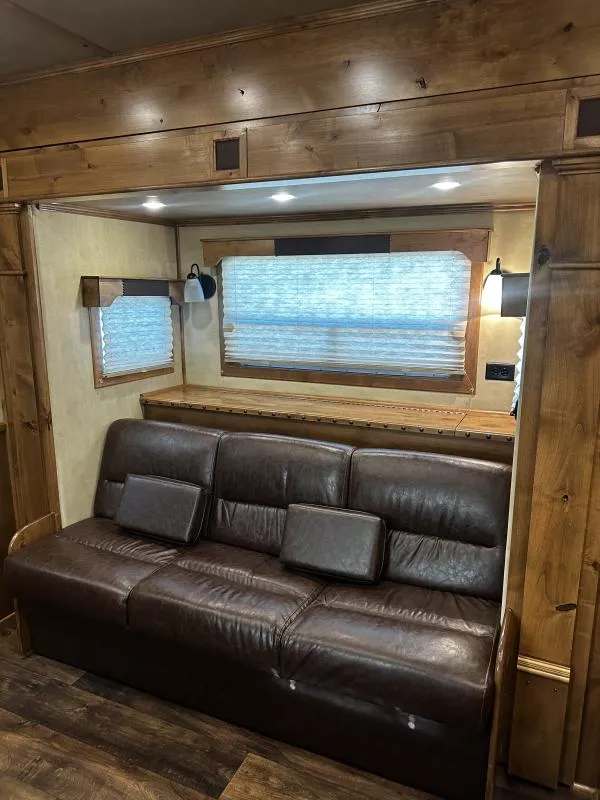 used Horse Trailers 4-Star Trailers  for sale, in Stephenville, TX Thumbnail 20