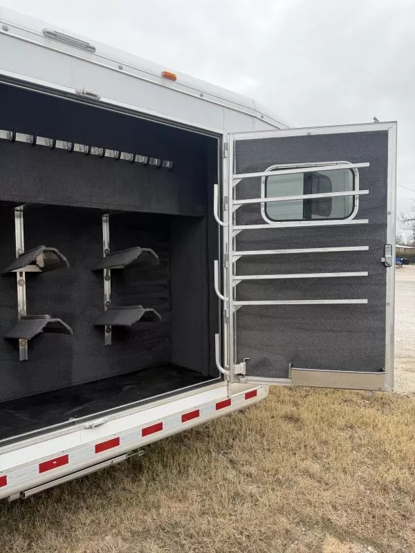 used Horse Trailers Hart Trailers  for sale, in Stephenville, TX Thumbnail 14